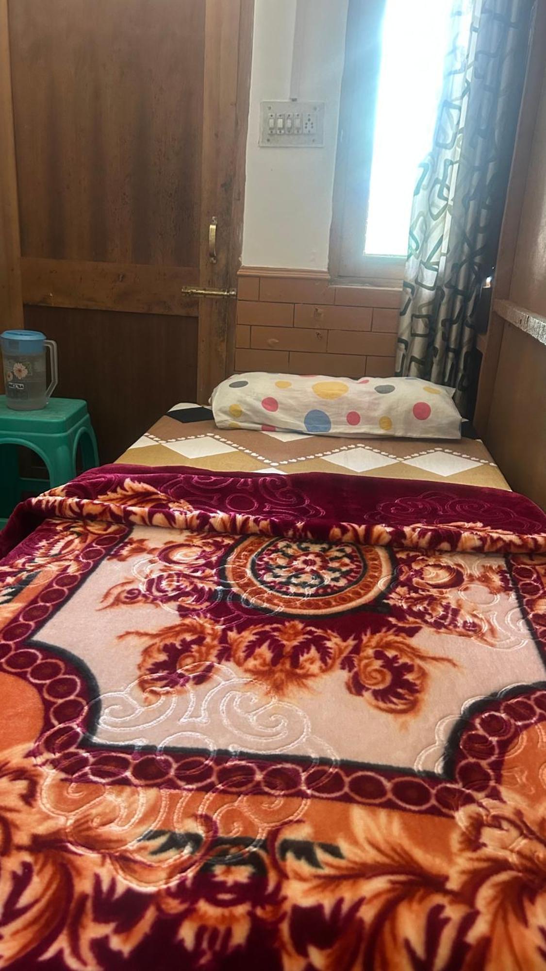 Sunface Homestay Manāli Extérieur photo