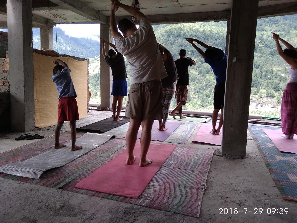 Sunface Homestay Manāli Extérieur photo